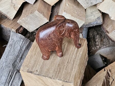 Olifant (ca.  8cm hoog)