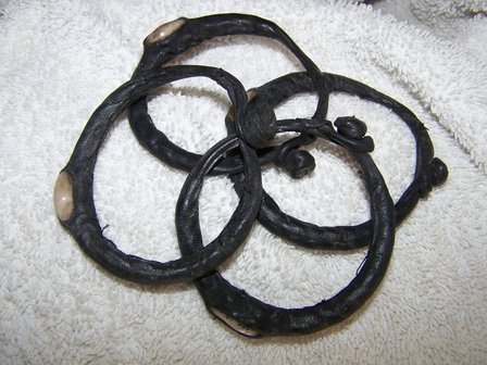Armband leder met sluiting - zwart