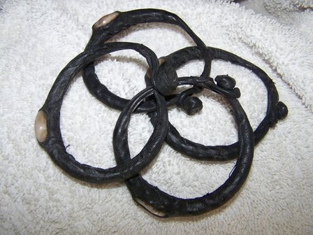 Armband leder met sluiting - zwart
